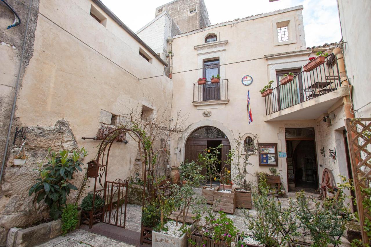 Si-Moutique Le Case Degli Avi Barocche, Con Terrazza Panoramica Modica Exterior foto